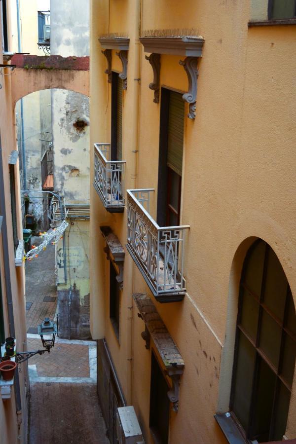 Porta Felu Apartamento Salerno